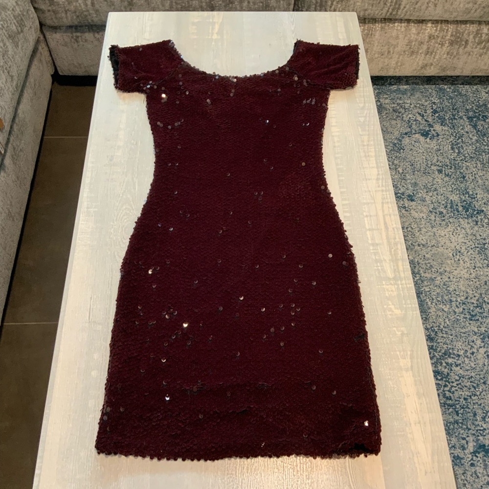 Dress The Population Sequin Mini dress, Burgundy, Size S